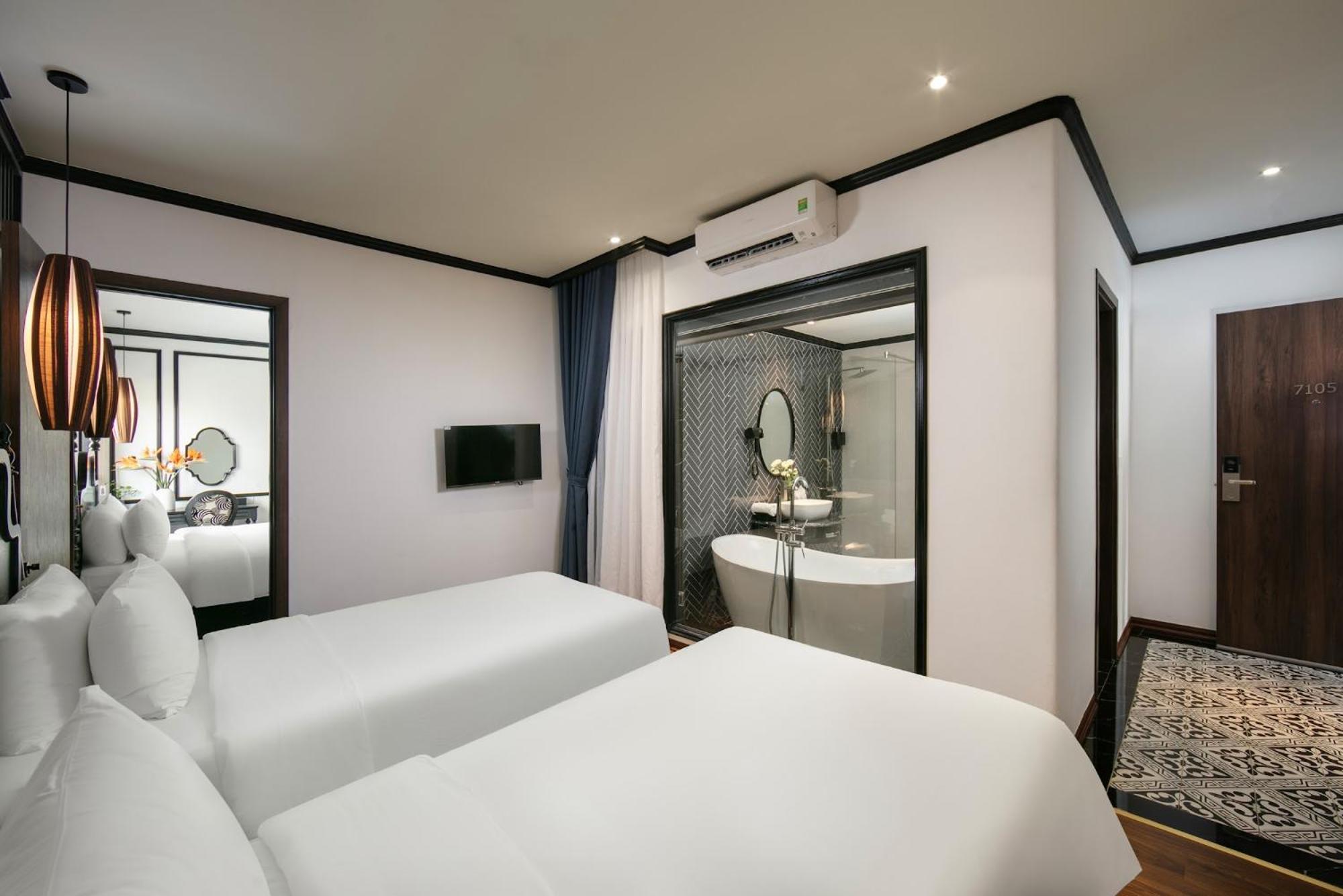 Chateau De 5* Hanoi